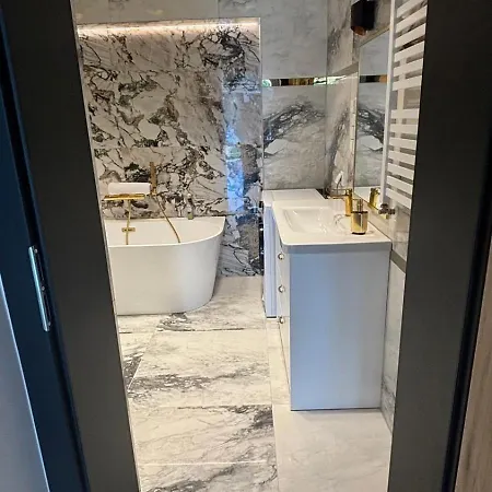 Zielona Dolina Nr 5 Apartment